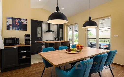 Pronájem domu 186 m² s pozemkem 718 m², Kanfanar, Chorvatsko