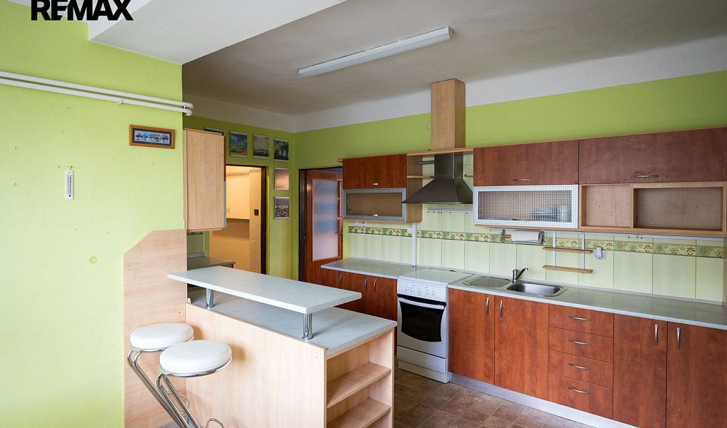 Prodej domu 300 m² s pozemkem 653 m², Sobotovice – náhled fotky 6