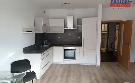 Pronájem bytu 1+kk 39 m²