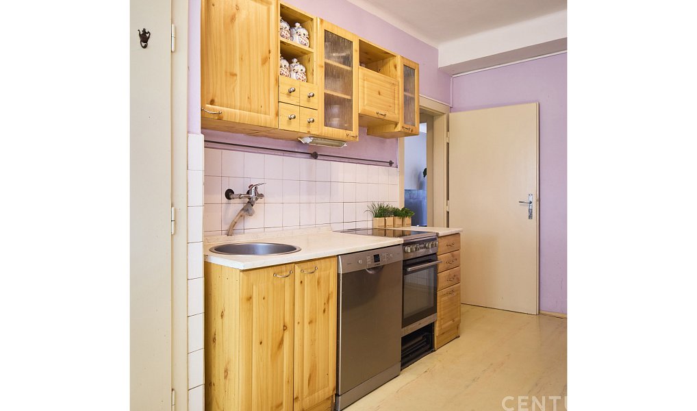 Prodej domu 94 m² s pozemkem 150 m², Znojmo – náhled fotky 12