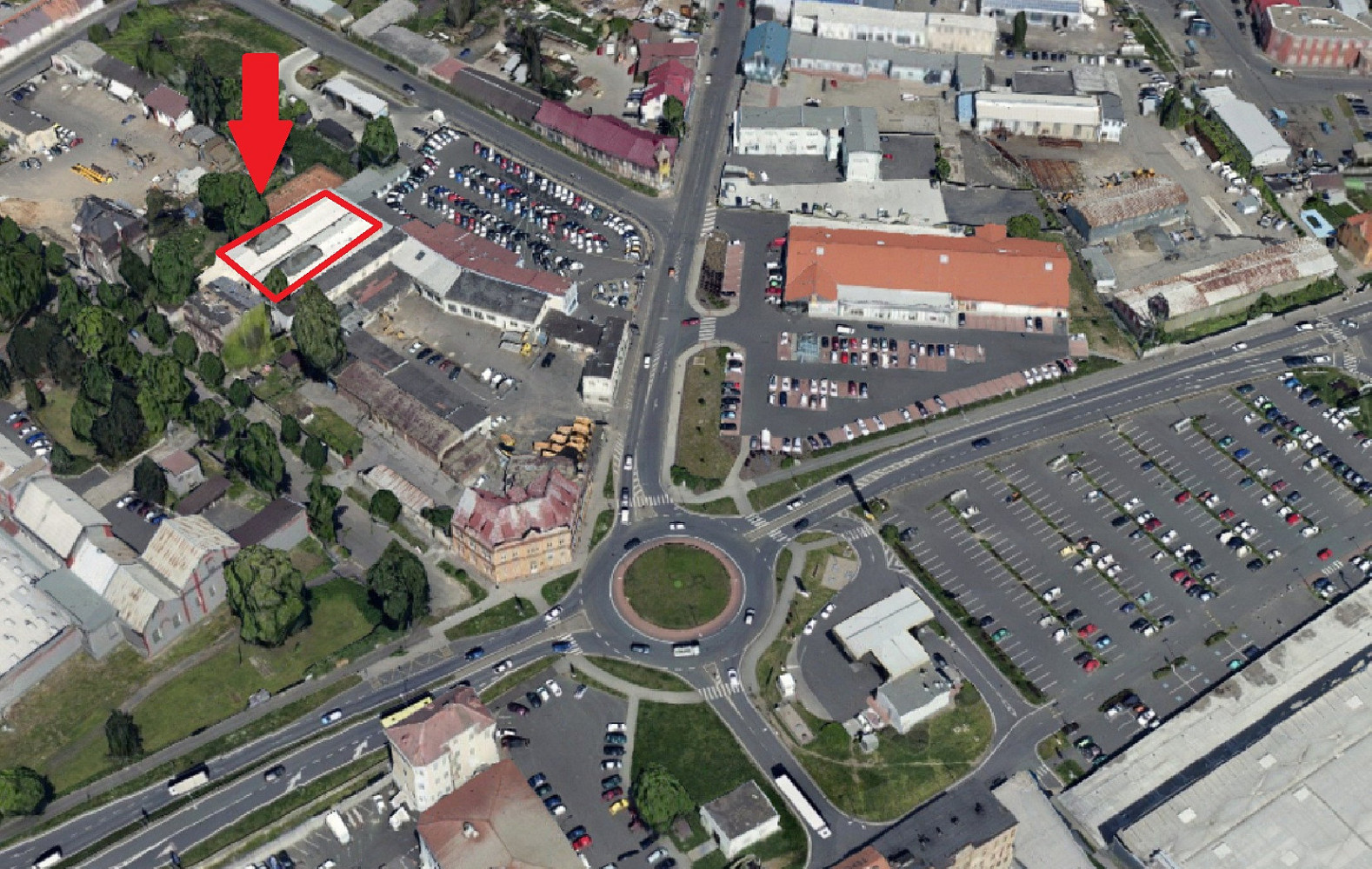 Pronájem skladovacích prostor 1 100 m²