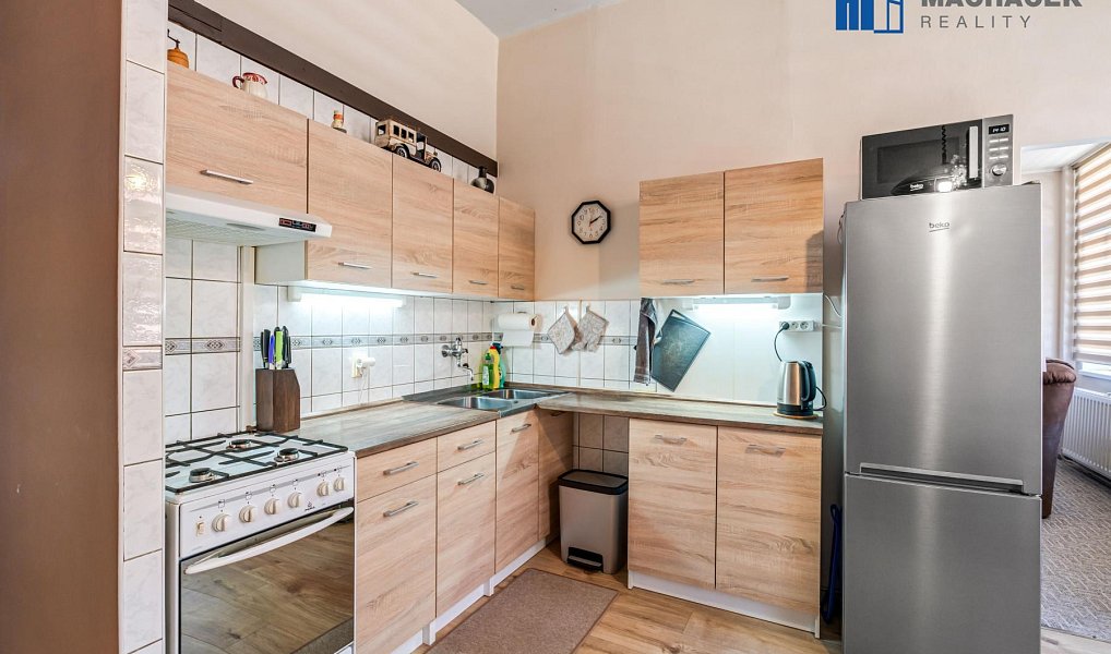 Prodej domu 287 m² s pozemkem 338 m², Duchcov – náhled fotky 3