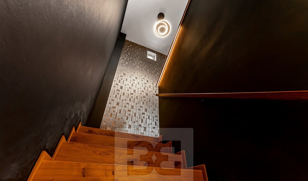 Prodej bytu 6+kk 230 m², Praha – náhled fotky 14