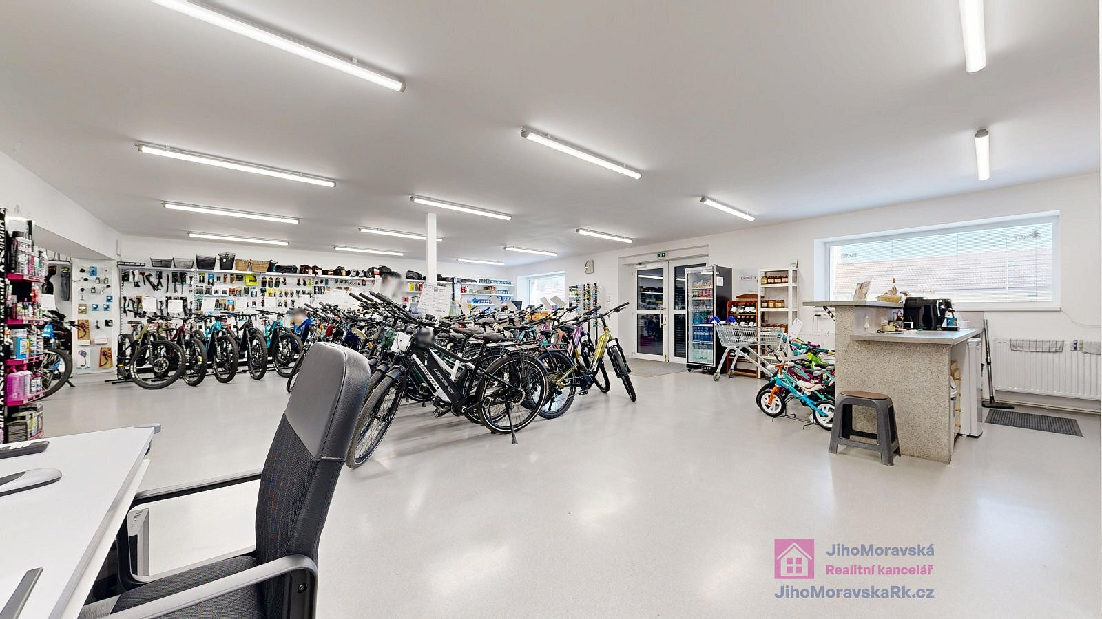 Prodej obchodních prostor 639 m² – fotografie 5