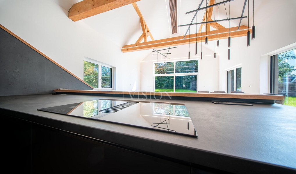 Prodej domu 272 m² s pozemkem 1 091 m², Kamenice – náhled fotky 8