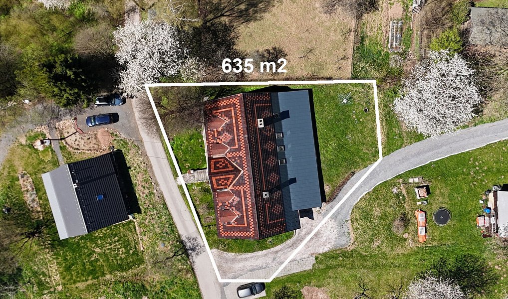 Prodej domu 316 m² s pozemkem 635 m², Benešov u Semil – náhled fotky 28