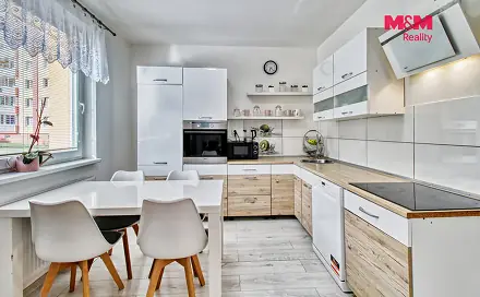 Prodej bytu 3+1 68 m², Tkalcovská, Jirkov, okres Chomutov