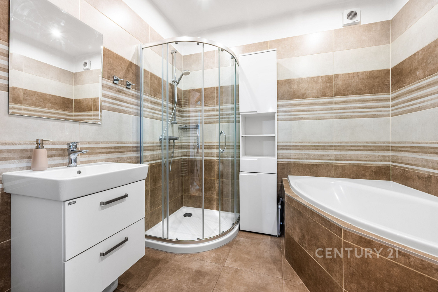 Prodej bytu 3+1 87 m² – fotografie 3