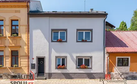 Pronájem domu 90 m² s pozemkem 203 m², Regnerova, Úpice, okres Trutnov