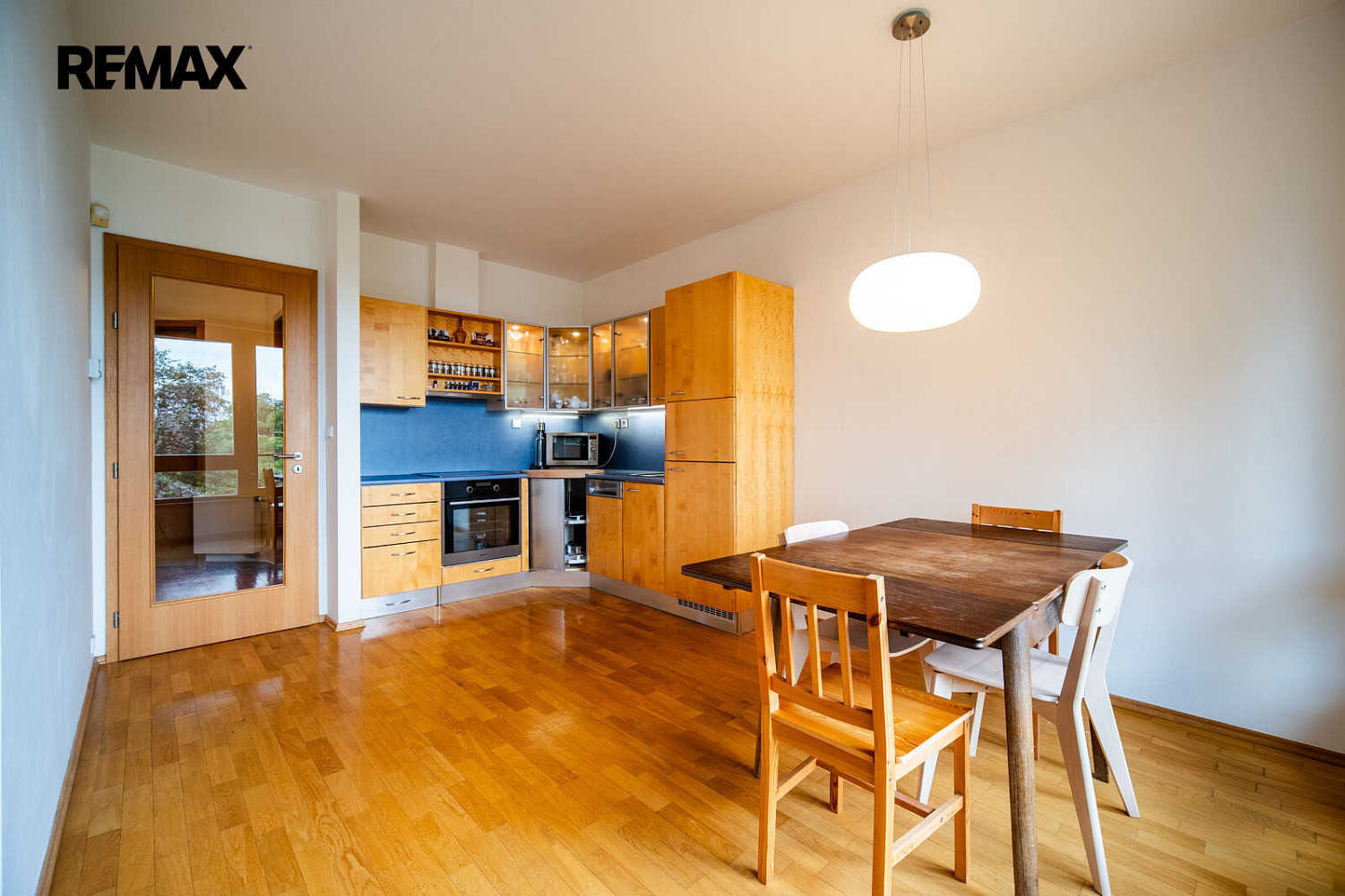 Pronájem bytu 2+kk 53 m²