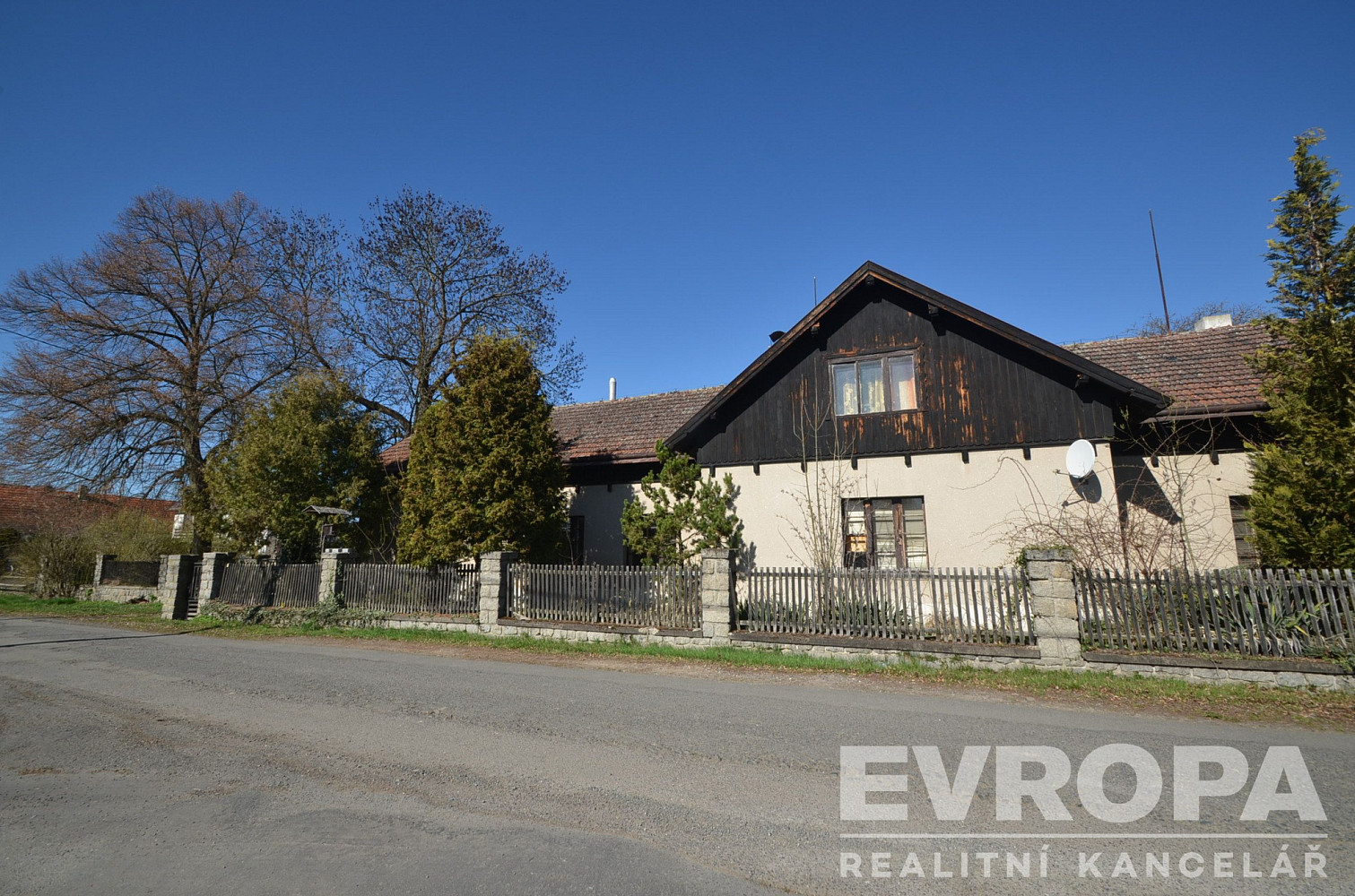 Prodej domu 780 m² s pozemkem 5 958 m² – fotografie 2