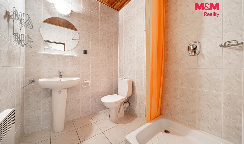 Prodej ubytovacího objektu 700 m², Abertamy – náhled fotky 5