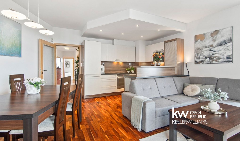 Prodej bytu 4+kk 95 m², Praha – náhled fotky 4