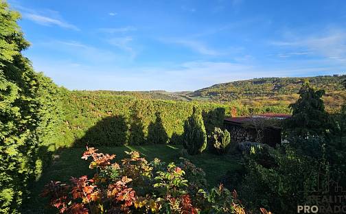 Prodej domu 240 m² s pozemkem 2 154 m², Králův Dvůr - Křižatky, okres Beroun
