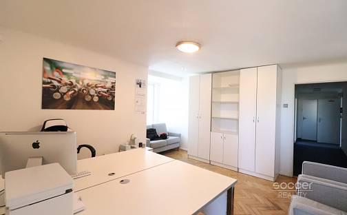 Pronájem kanceláře 27 m², Na Zátorce, Praha 6 - Bubeneč