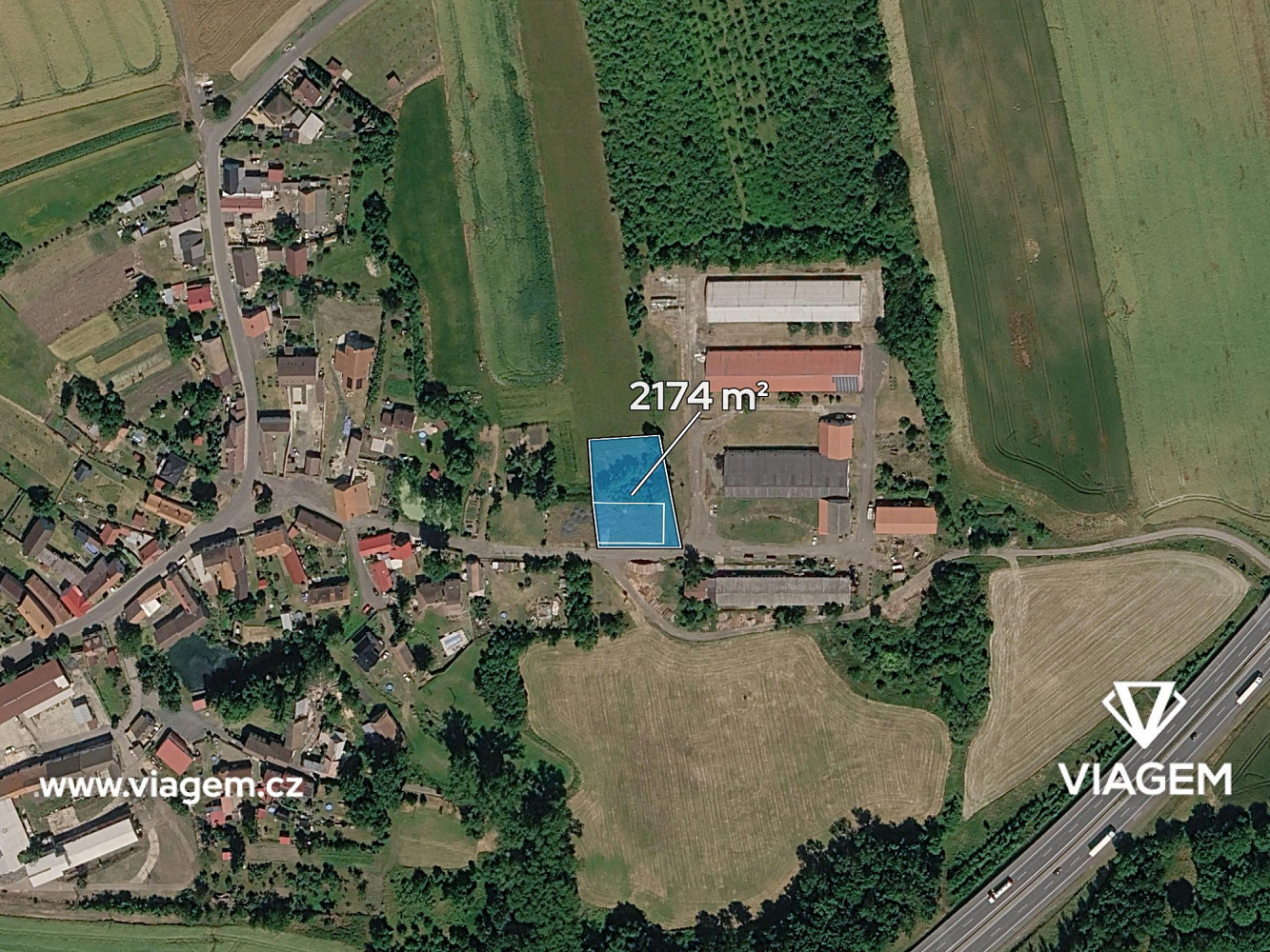 Prodej stavebního pozemku 362 m² – fotografie 2