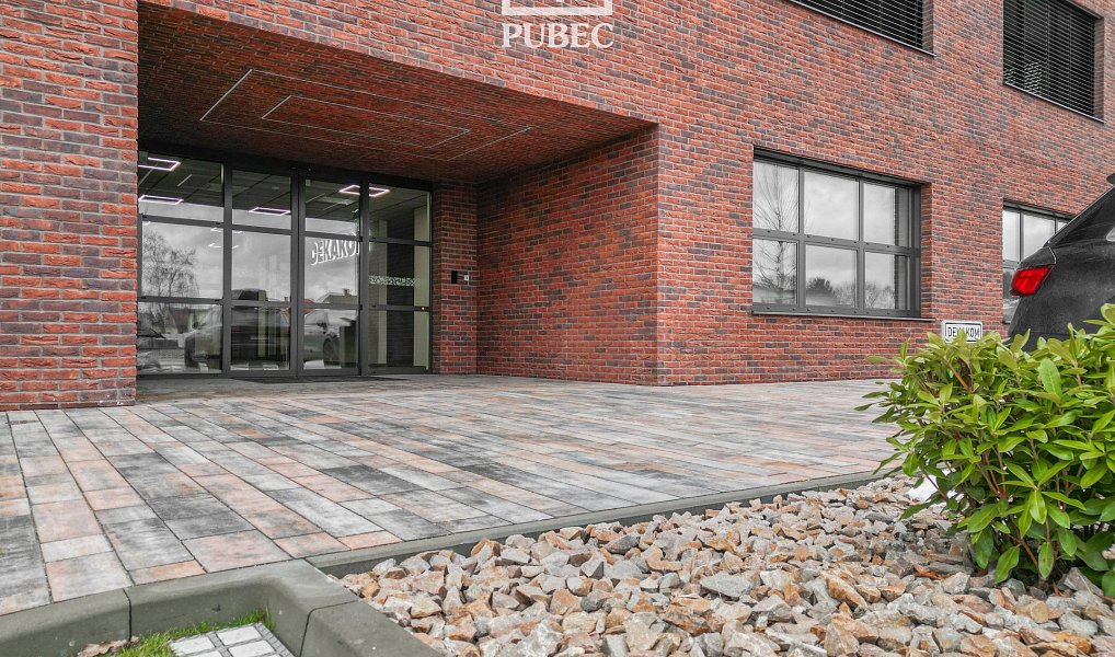 Pronájem obchodních prostor 107 m², Rokycany – náhled fotky 3