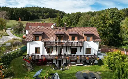 Prodej domu 334 m² s pozemkem 2 140 m², Zlatá Koruna - Plešovice, okres Český Krumlov