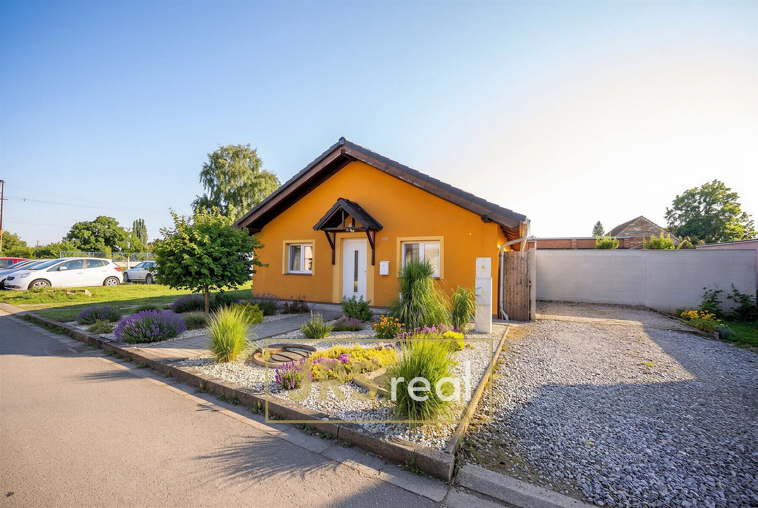 Prodej domu 105 m² s pozemkem 143 m²