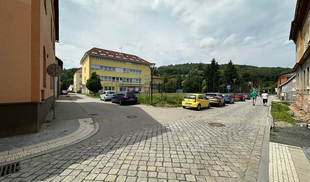 Prodej domu 750 m² s pozemkem 433 m², Jeseník – náhled fotky 30