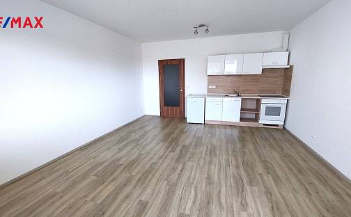 Pronájem bytu 1+kk 35 m², Slavkov u Brna, okres Vyškov