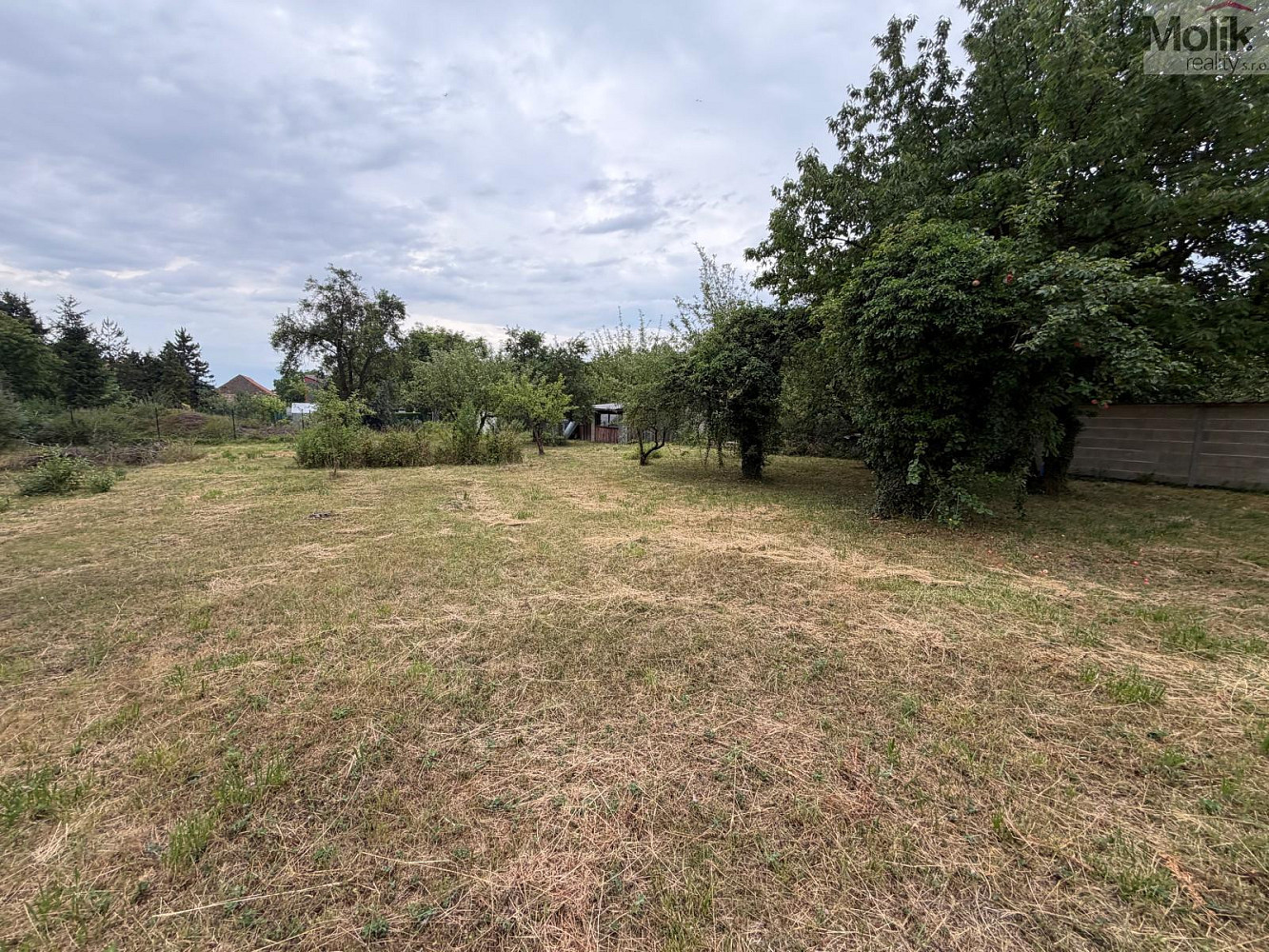 Prodej stavebního pozemku 1 609 m² — photo 2
