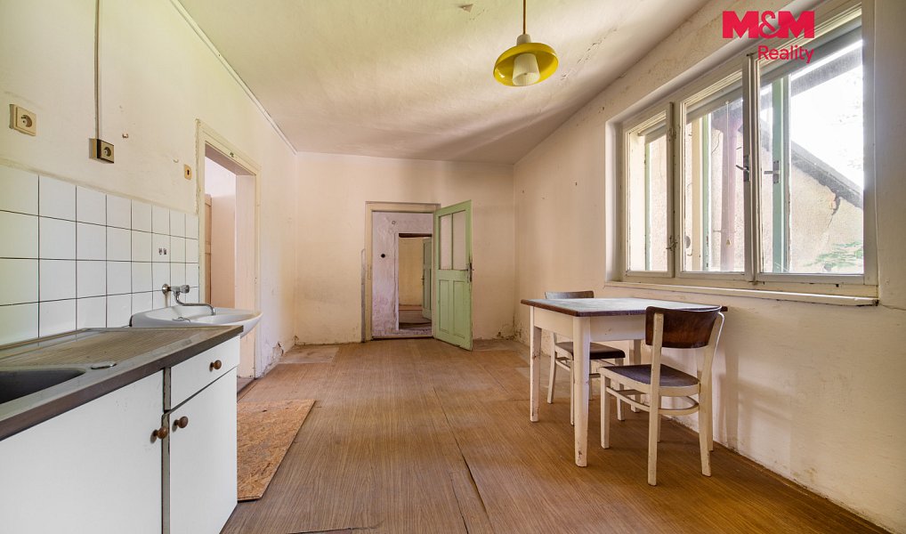 Prodej domu 150 m² s pozemkem 335 m², Svratka – náhled fotky 16