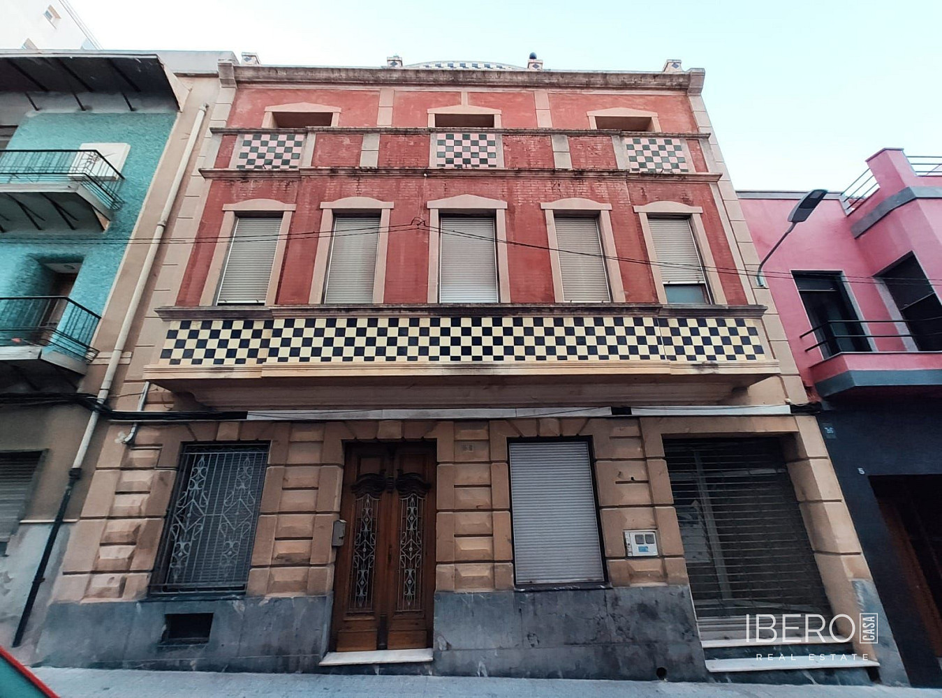 Prodej domu 354 m² s pozemkem 354 m²