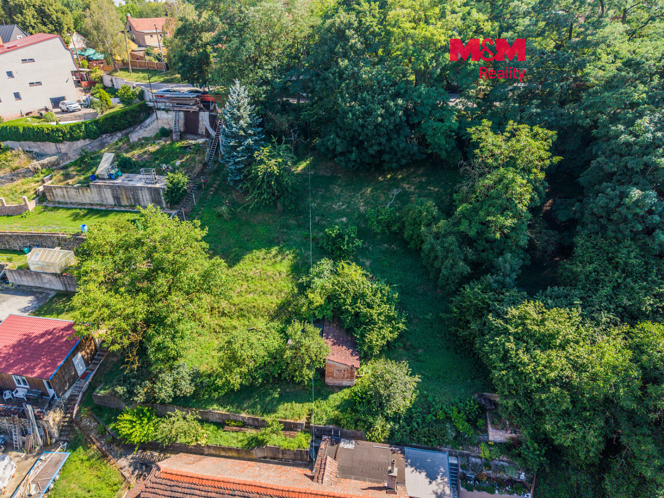 Prodej stavebního pozemku 1 176 m²