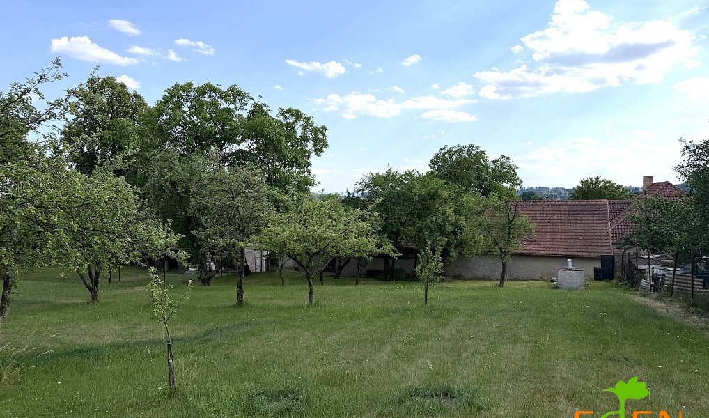 Prodej domu 175 m² s pozemkem 4 223 m², Kasejovice – náhled fotky 32