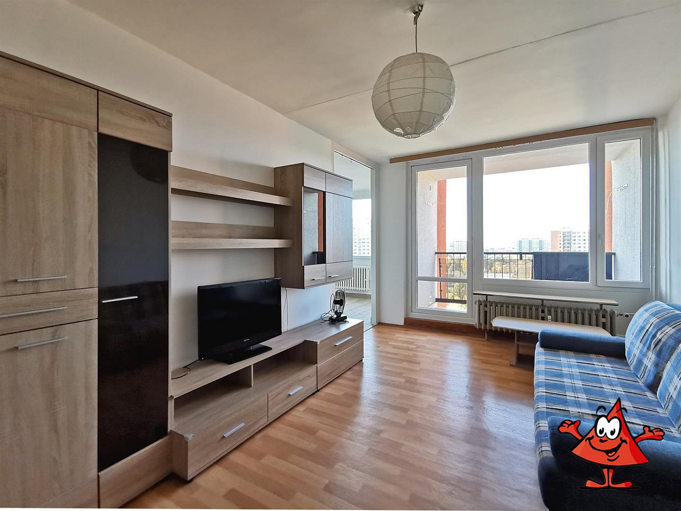 Pronájem bytu 3+1 66 m² – fotografie 2