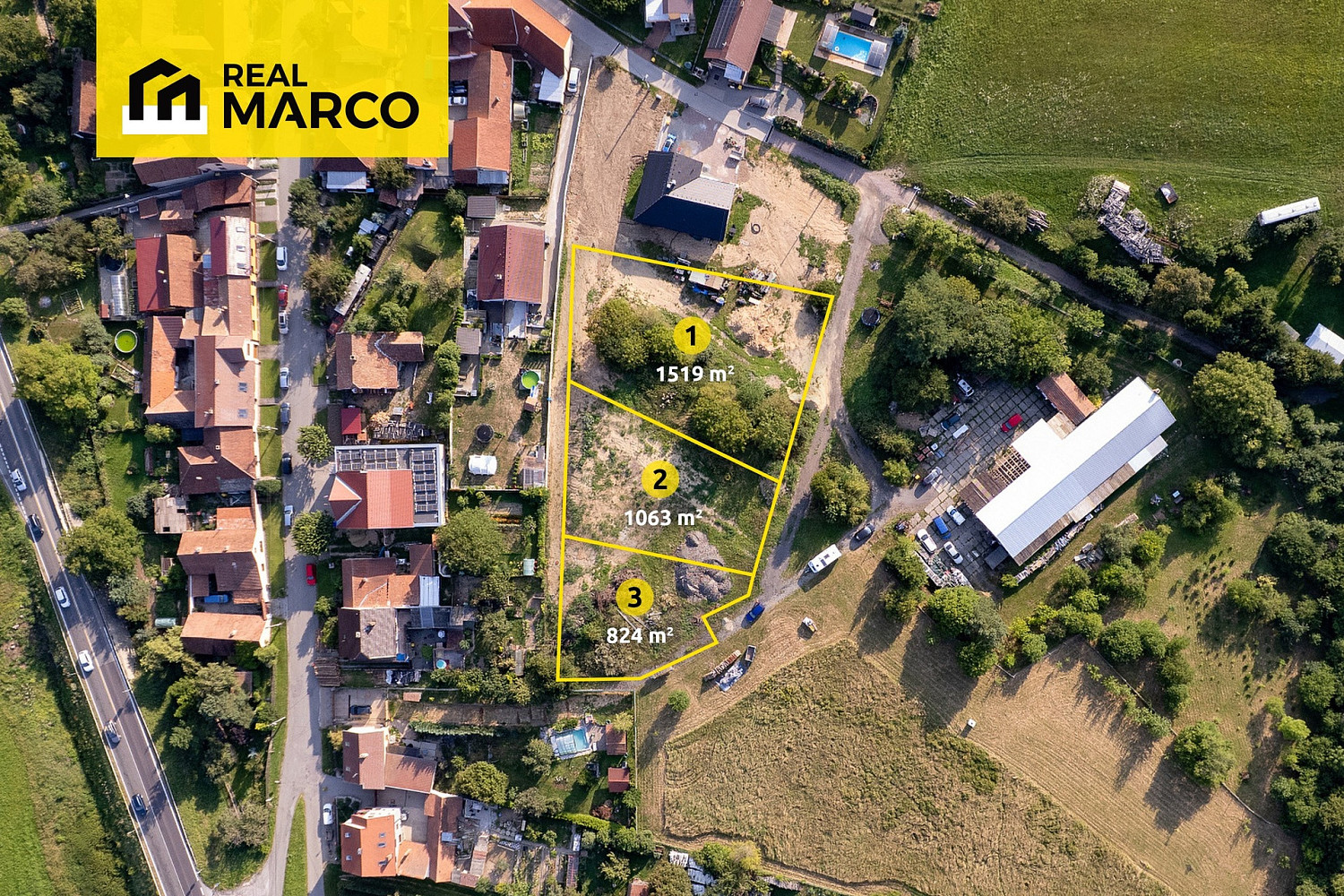 Prodej stavebního pozemku 1 063 m² – pohled 2
