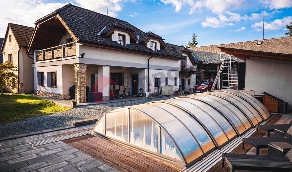 Prodej domu 211 m² s pozemkem 2 261 m², Česká Skalice – náhled fotky 2