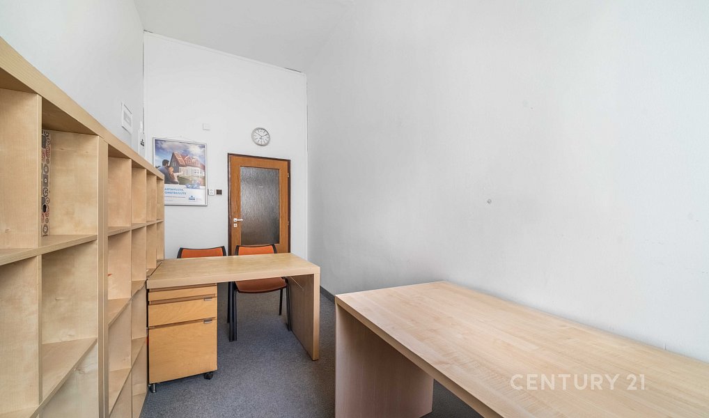 Pronájem kanceláře 59 m², Plzeň – náhled fotky 8