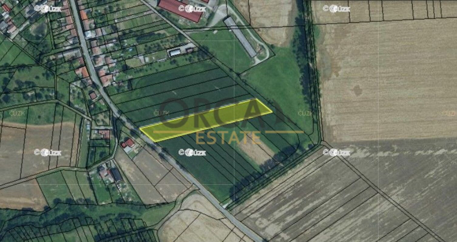 Prodej pole 3 183 m²