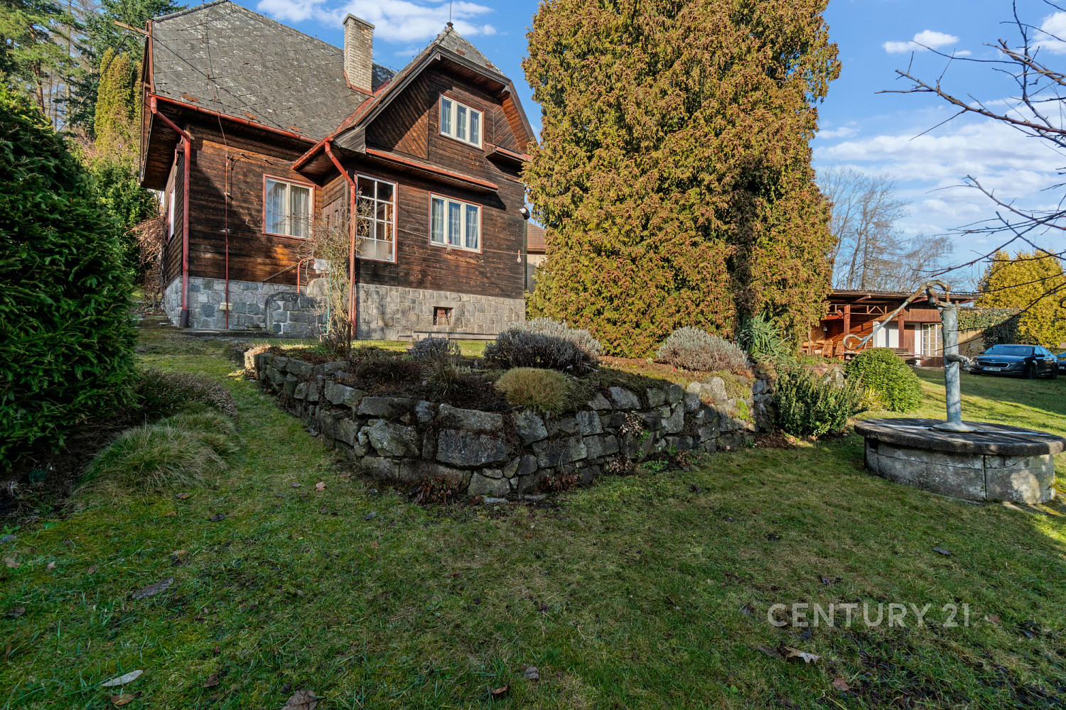 Prodej domu 182 m² s pozemkem 1 250 m²
