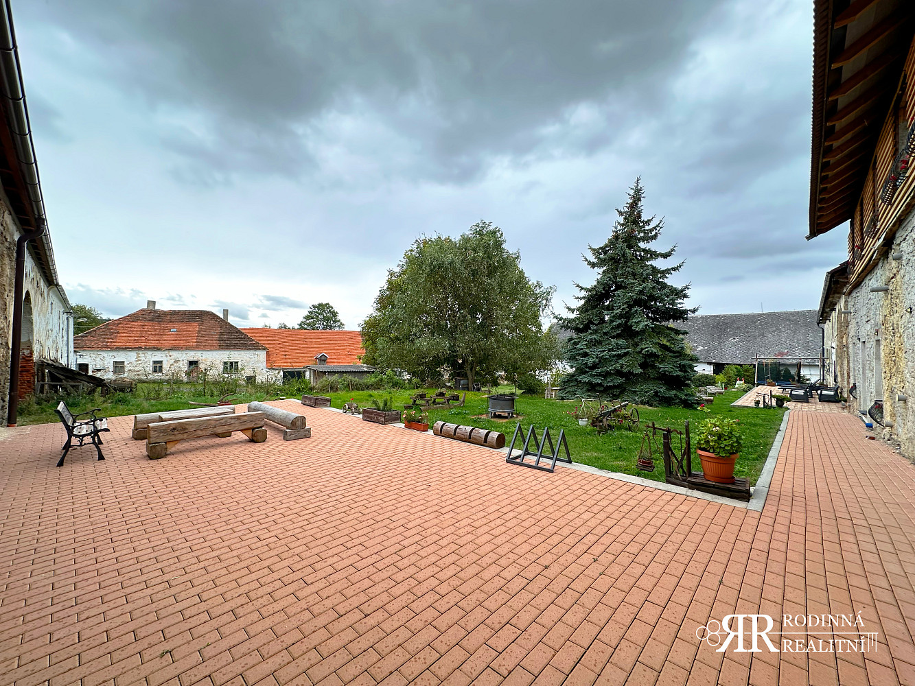 Prodej ubytovacího objektu 750 m² — photo 5