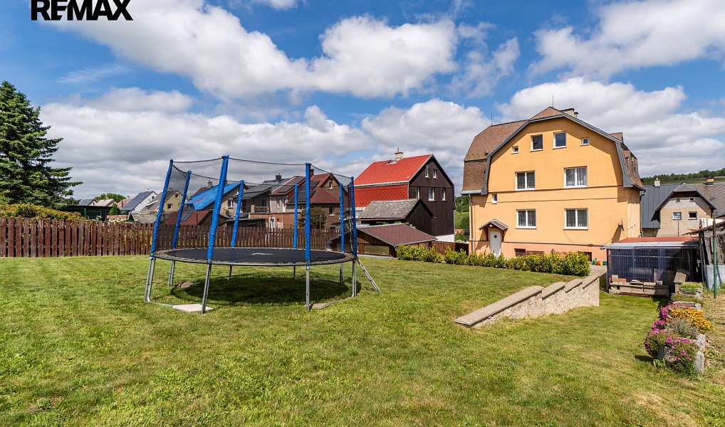 Prodej domu 328 m² s pozemkem 758 m², Vejprty – náhled fotky 59