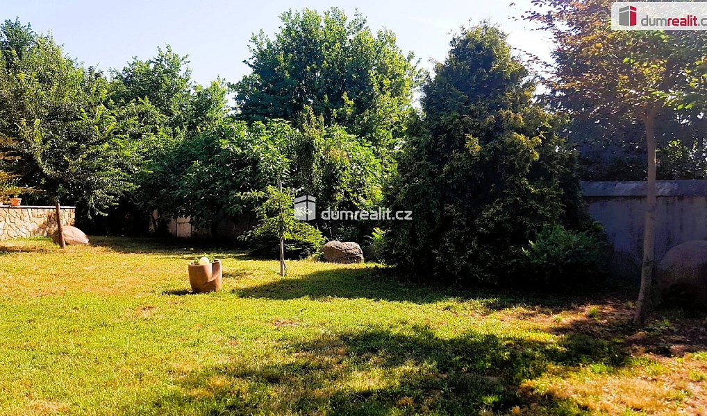 Prodej domu 303 m² s pozemkem 1 885 m², Hodonín – náhled fotky 7