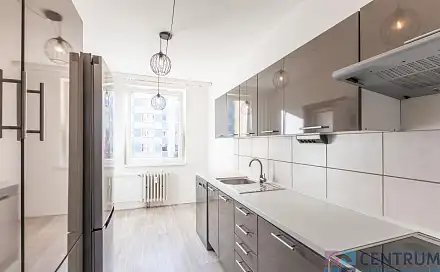 Prodej bytu 4+1 79 m², Hekrova, Praha 4 - Háje