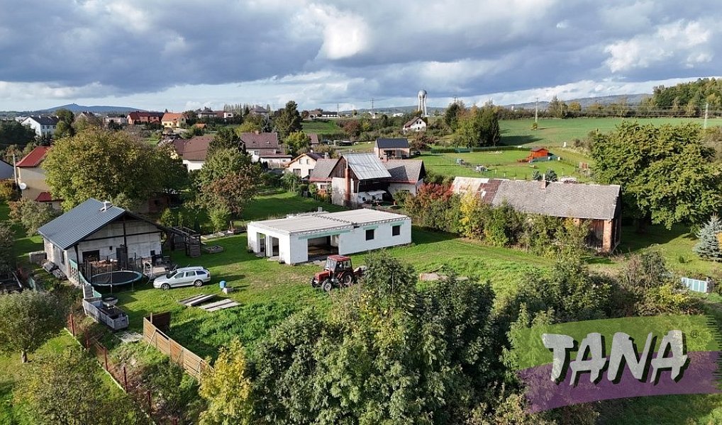 Prodej stavebního pozemku 900 m², Ohrazenice – náhled fotky 4
