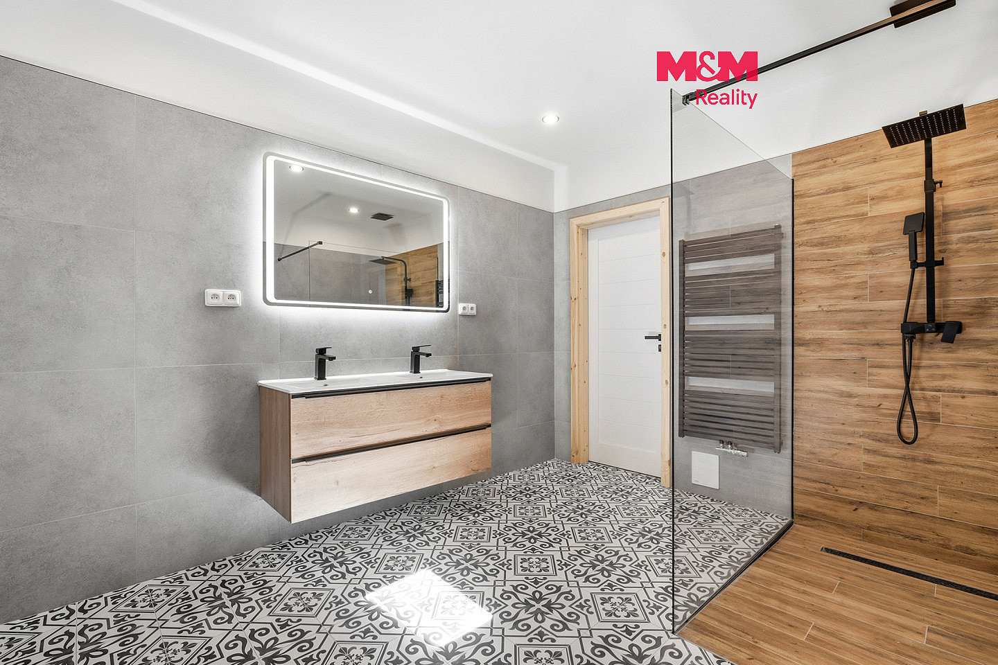 Prodej domu 313 m² s pozemkem 457 m²