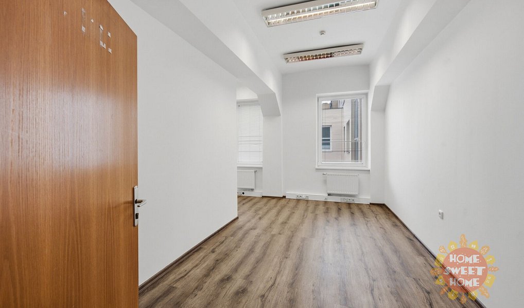 Pronájem kanceláře 20 m², Praha – náhled fotky 2