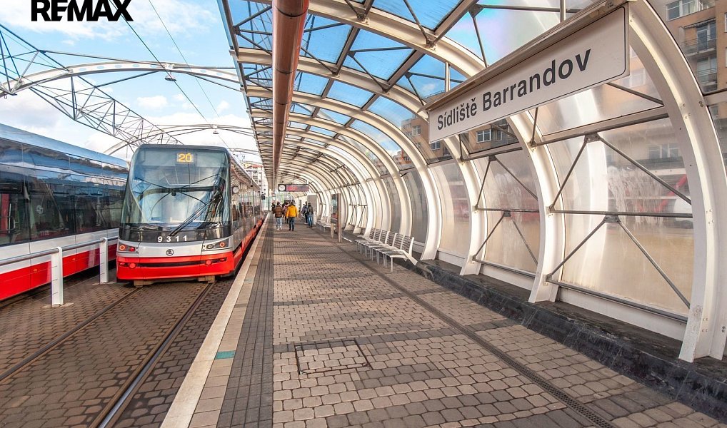 Pronájem bytu 1+kk 27 m², Praha – náhled fotky 13