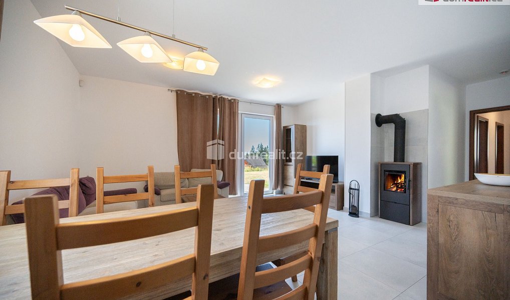 Prodej domu 100 m² s pozemkem 869 m², Lipno nad Vltavou – náhled fotky 25