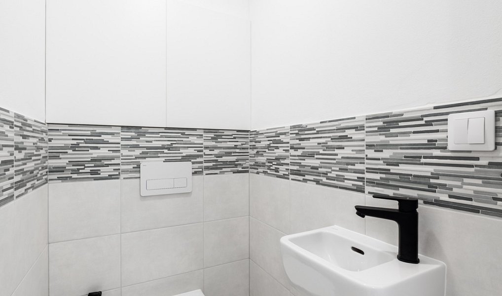 Prodej kanceláře 89 m², Karlovy Vary – náhled fotky 15