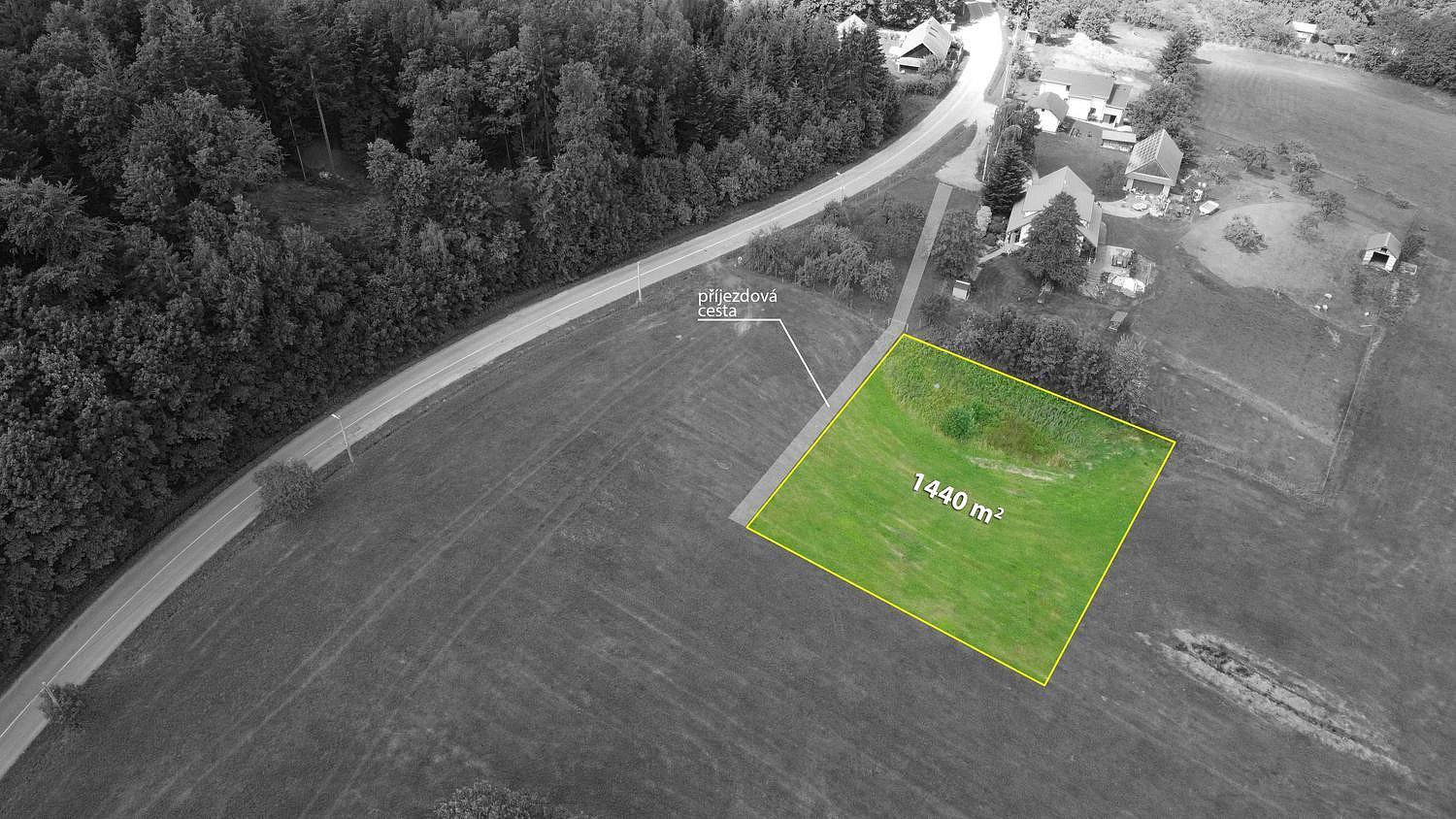 Prodej stavebního pozemku 1 440 m²