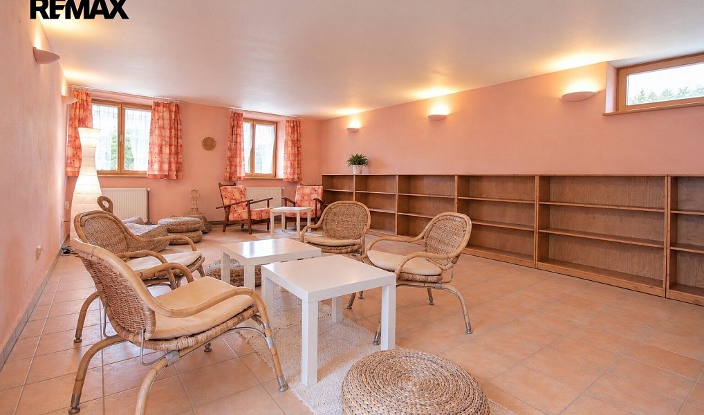 Prodej domu 168 m² s pozemkem 440 m², Zahrádky – náhled fotky 5