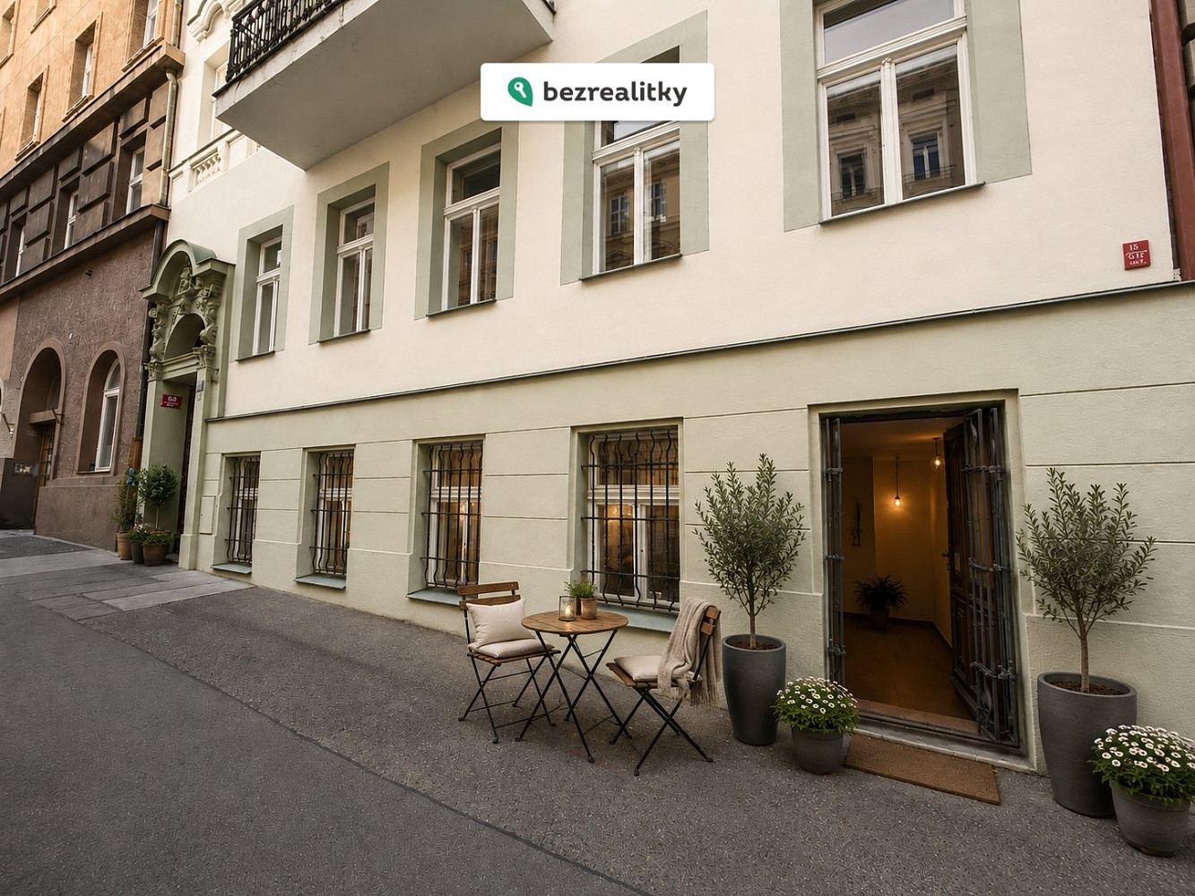 Prodej komerčního objektu (jiného typu) 94 m²