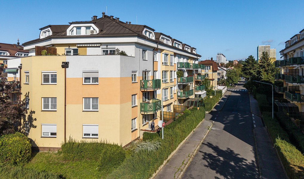 Prodej bytu 4+1 115 m², Praha – náhled fotky 22